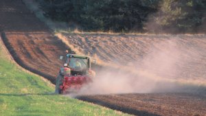 John Deere 6330 & Kuhn Master 102