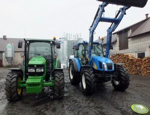 John Deere 5080R & New Holland T5060