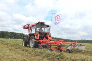Zetor 7745 + zgrabiarka Kuhn