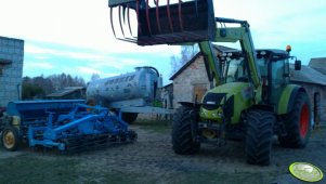 Claas Axos