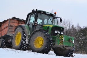 John Deere 6330