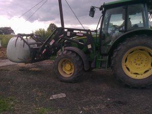 John Deere 5080m