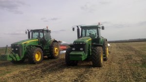 John Deere 8120 i 8230