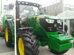 John Deere 6150 R