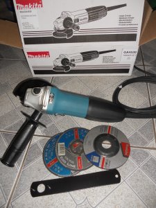 Makita GA4530