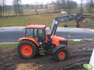 Kubota M128X