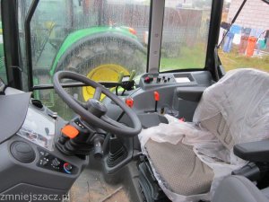 Claas Axos