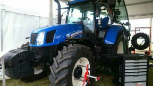 New Holland T6 165