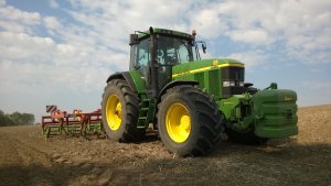 John Deere 7810