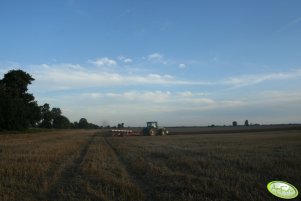 John Deere 8430 + Kverneland 7-skibowy