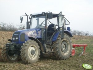 Farmtrac 80 4WD + pług