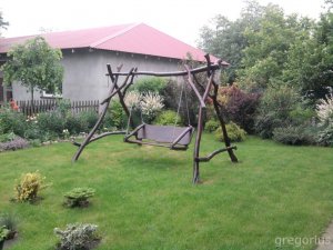 Ławka i kawałek ogródku