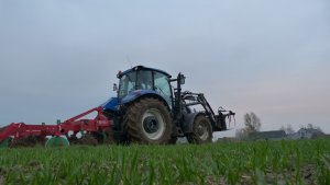 New Holland T5 105 + Agregat ścierniskowy Unia