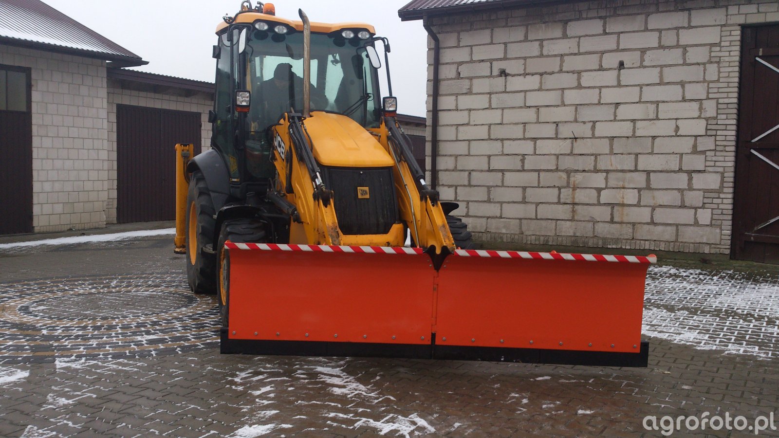 Jcb 3cx - foto ładowarki id:542670 - Galeria rolnicza agrofoto