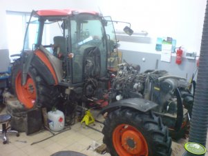 Kubota M9540