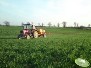 Massey Ferguson 255