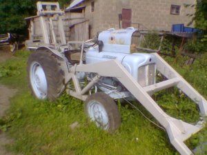 Fordson Dexta