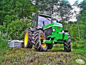 John Deere 2850 