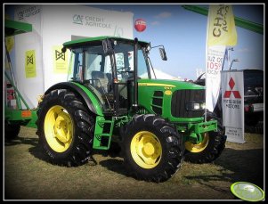 John Deere 6115D