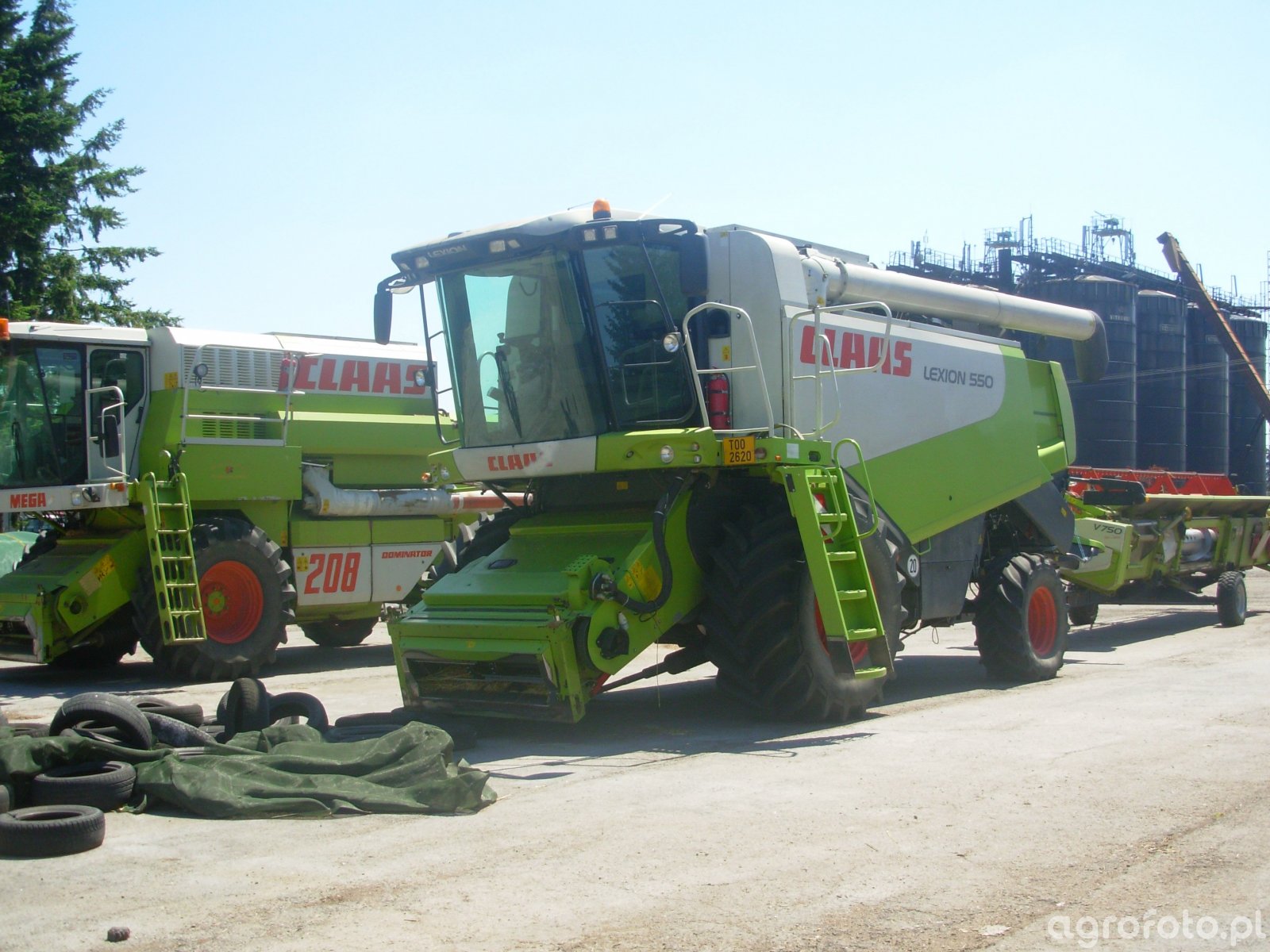 Kombajn Claas Lexion 550 - fotka #513700 - Galeria rolnicza agrofoto