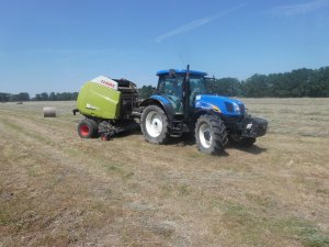 New Holland T6030 + Claas variant 360RC