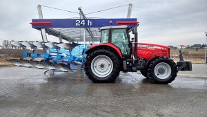 Massey Ferguson 7495