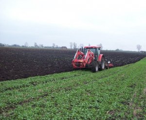 Zetor Foreterra+ pług