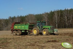 JD 8400+ Strautmann VS2003