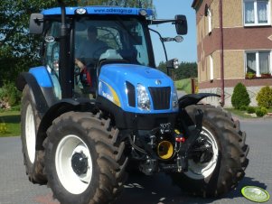 New Holland T6030 PLUS