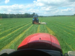 Zetor Forterra 105 + kuhn gmd 600 i New Holland td 95+ kuhn gmd 55