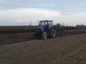 Farmtrac 80 4WD & talerzówka Akpil