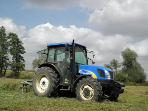 New Holland T4020 + Pająk