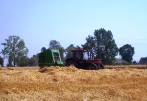 Case 956xl + John Deere 590