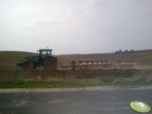 Fendt 936 Vario & Naud 62