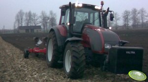 Valtra T130