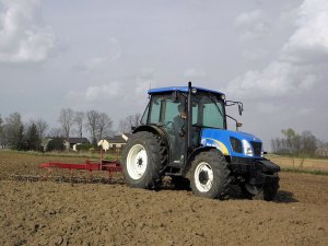 New Holland T4020 + POM Augustów 5