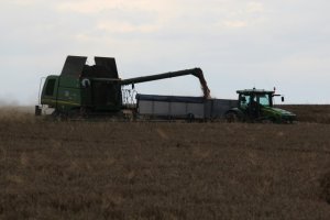 John Deere 8340R & STS
