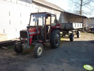 Massey Ferguson 255