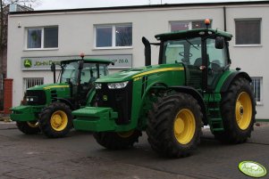 John Deere 8285R i 6130D