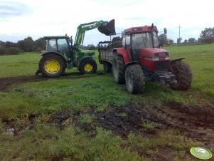 John Deere 5090R & Case 5140