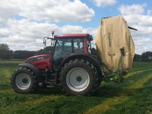 Valtra & Krone EC280
