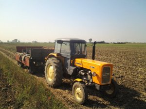 Ursus C-355+ przyczepa