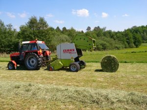 Zetor 10111 + Claas Rollant 46RC