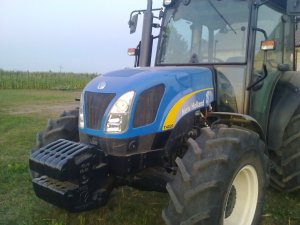 New Holland T4020 Deluxe