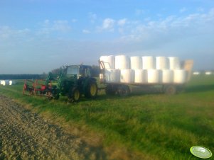 John Deere 5090R + przyczepa