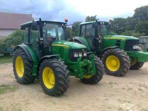 John Deere 5090R + John Deere 6830 Premium