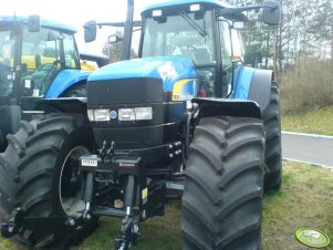 New Holland TM190