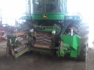 JD 7400