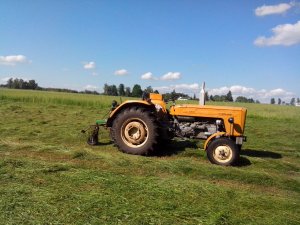 Ursus C-360 + Przetrząsacz Karuzelowy