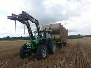 Deutz-Fahr Agrofarm 85 & Pronar T025